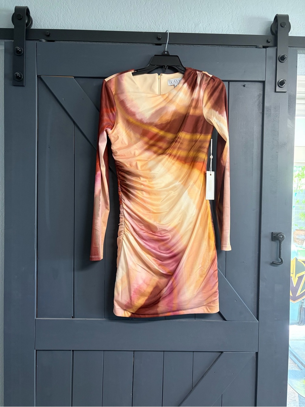 Stunning Multi-Tone Ruched Long Sleeve Dress